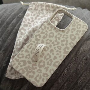 Leopard Print iPhone 16 Pro Max Loopy Case